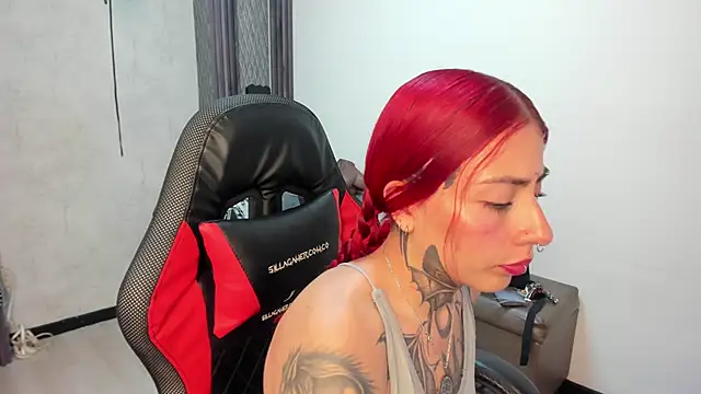 selene_red_