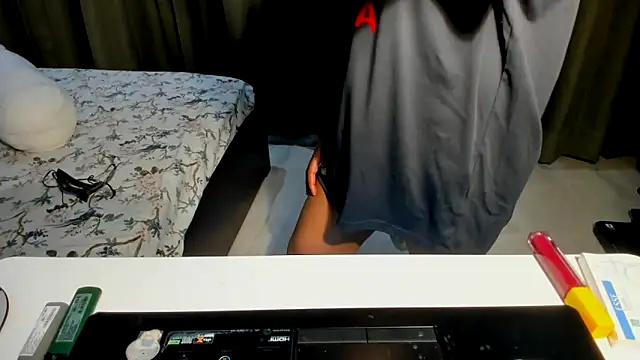 Bad_Girl_Kayra69 webcam