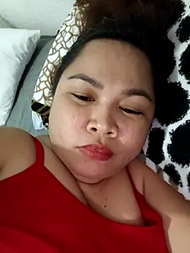 Watch Sweetlorie_83 live on EroticFlix - High definition streams