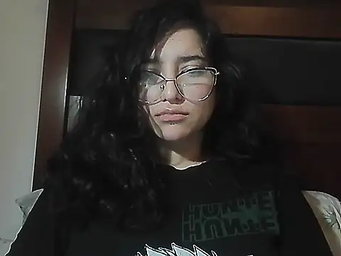 creepyh0e_ live cam on StripChat