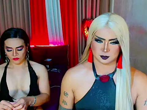 Wildest_Slave_Huntress webcam