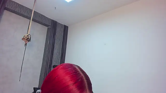 selene_red_ webcam