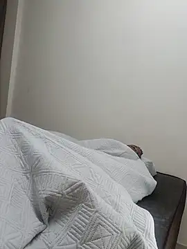 031BigBootyMale webcam