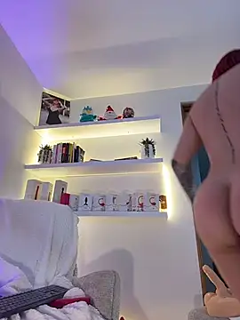 Watch zafiro_mo0n live on EroticFlix - High definition streams