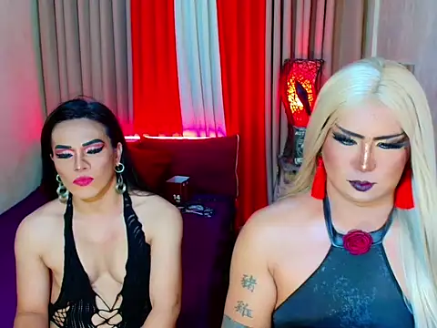 Wildest_Slave_Huntress webcam