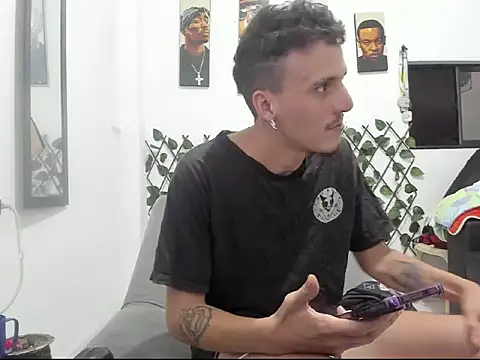 Latins_Boss webcam