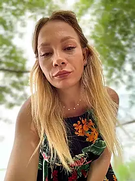 LavenderHot webcam