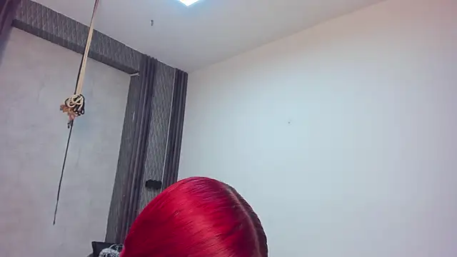 selene_red_ webcam