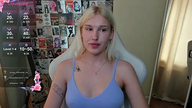 EvelinaLuu webcam
