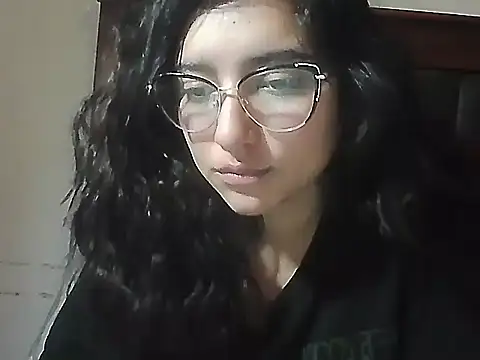 creepyh0e_ webcam