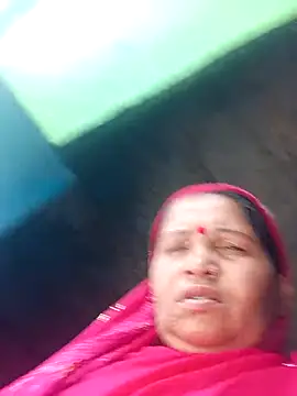 Manavi_x webcam