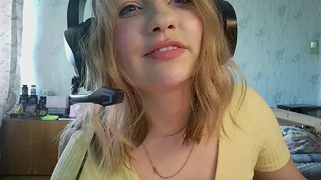 pr_In_cess_ webcam