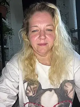 JenniferCarmen webcam