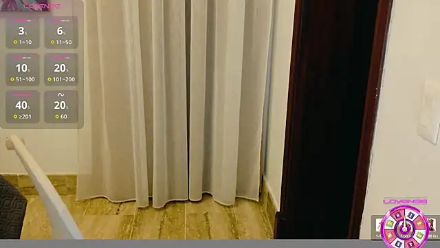 ViktoriaSilk webcam