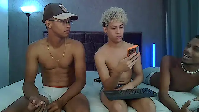 Wild_Squad webcam
