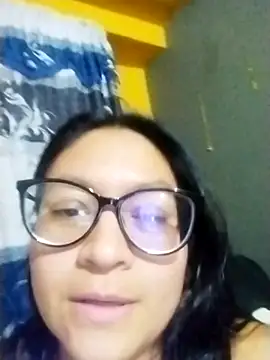 LatinSquirtBaby webcam