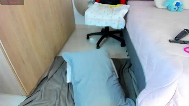mia_adamsxx webcam