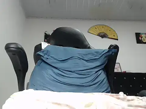 pamelabigcock69 webcam