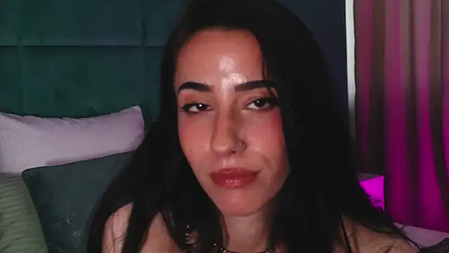 AmeliaJune webcam