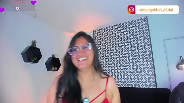 Amber_gold_ webcam