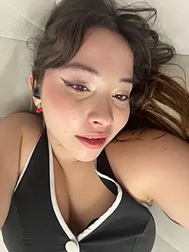 AliciaWhite_nt webcam