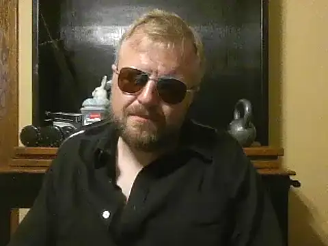 theonedonshaun (Ask my age) - Striptease