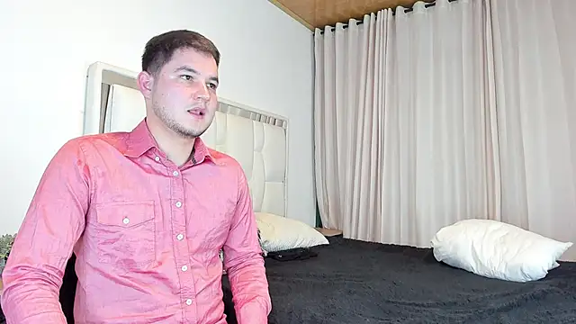CameronyMartinn webcam