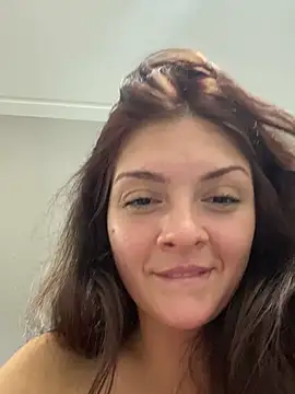 Watch Danielaeliana live on EroticFlix - High definition streams