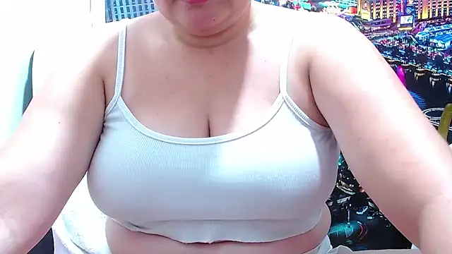 tila_nastyy webcam