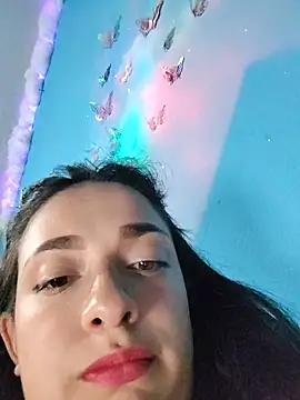 Evelyn_pink1