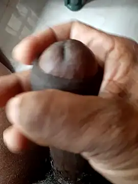 SuranSexy33 webcam