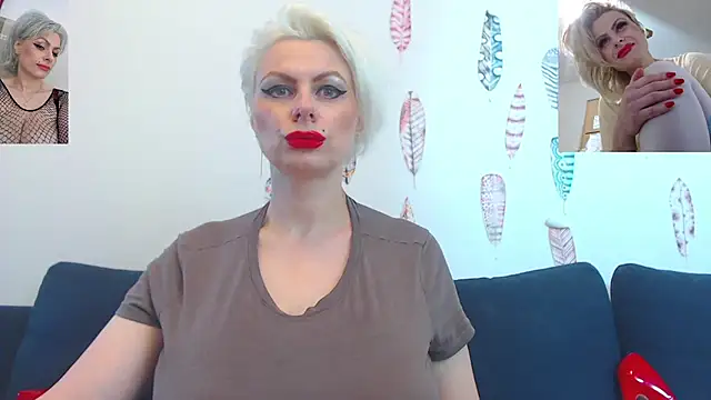Golden__Girl__WOW__ webcam