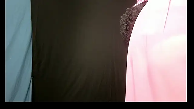 Watch daddysprincess731 live on EroticFlix - High definition streams