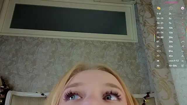 Emma_Frosty