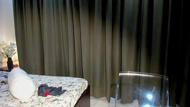 Watch Bad_Girl_Kayra69 live on EroticFlix - High definition streams