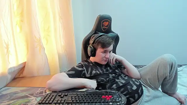 iliaskrislove webcam