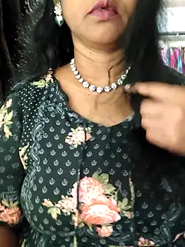 TELUGU_SRIJA888 webcam