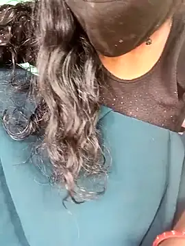 Desi_Couple_P webcam