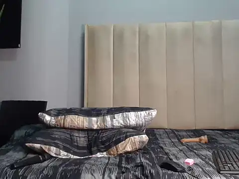 QueenZara_202 webcam