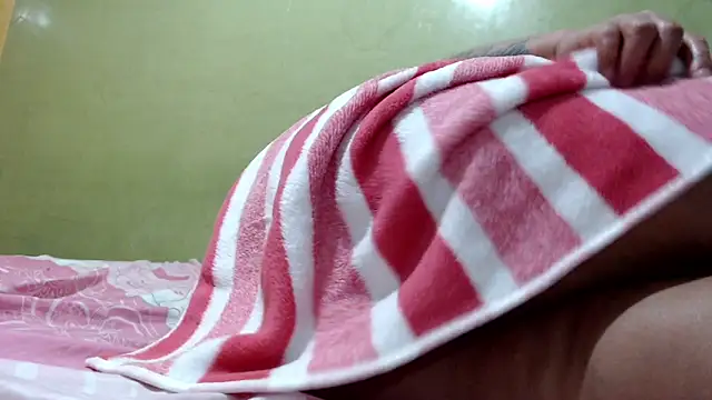yulieth_bbw webcam