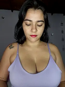 alison_villalobo webcam