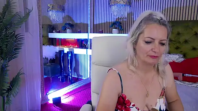 LadyTouch webcam
