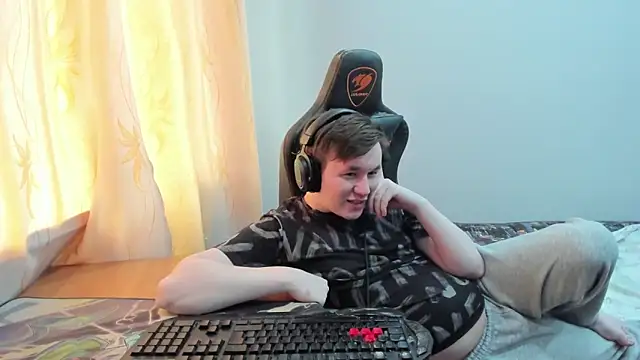 iliaskrislove webcam