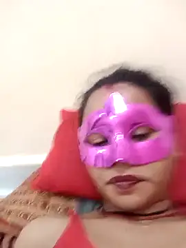 Ritu-0143 webcam