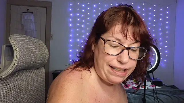 luvely_gurl webcam