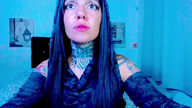 LannieGonzales webcam