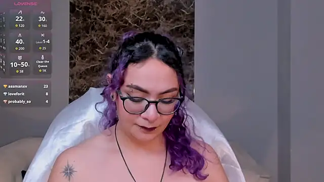 LoiseHarper webcam