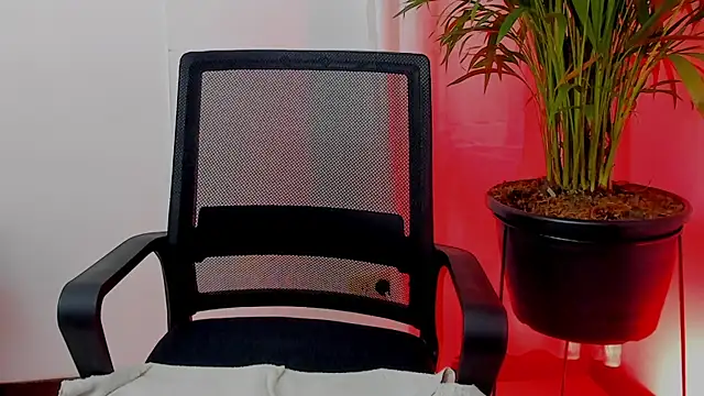 SarahRouge webcam