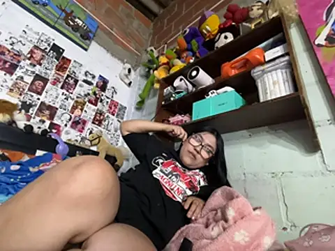 Watch violeta_818 live on EroticFlix - High definition streams