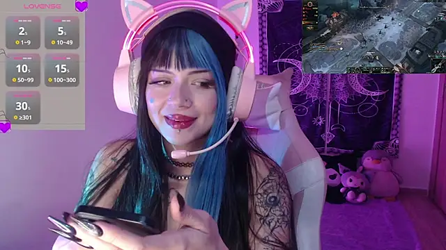 cyberd0ll66 live cam on StripChat